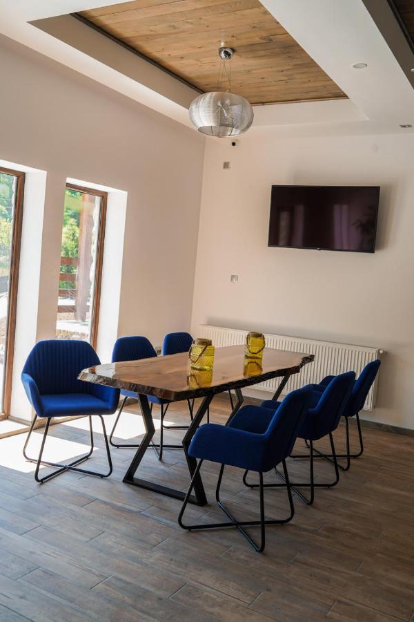 Montana 219 Hotel Valea Drăganului Екстериор снимка