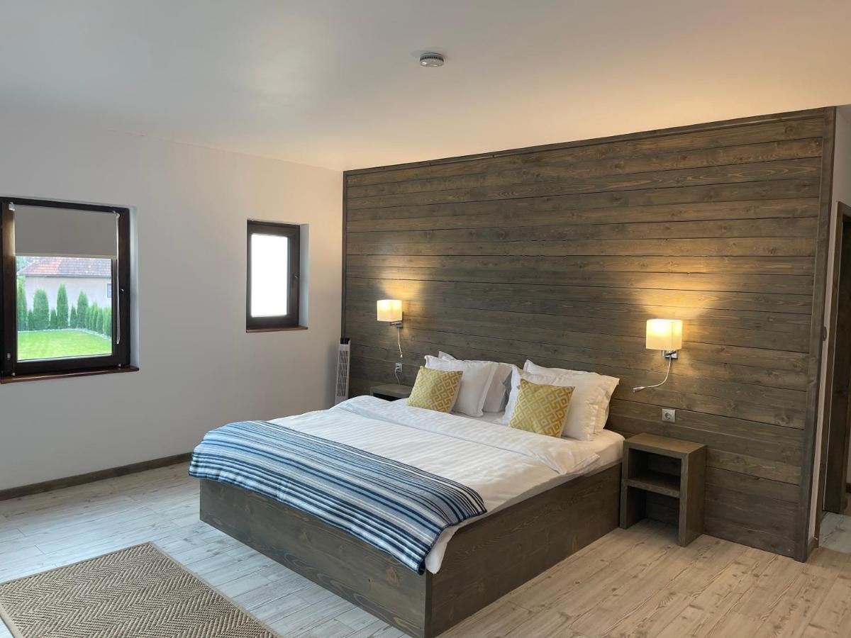Montana 219 Hotel Valea Drăganului Екстериор снимка