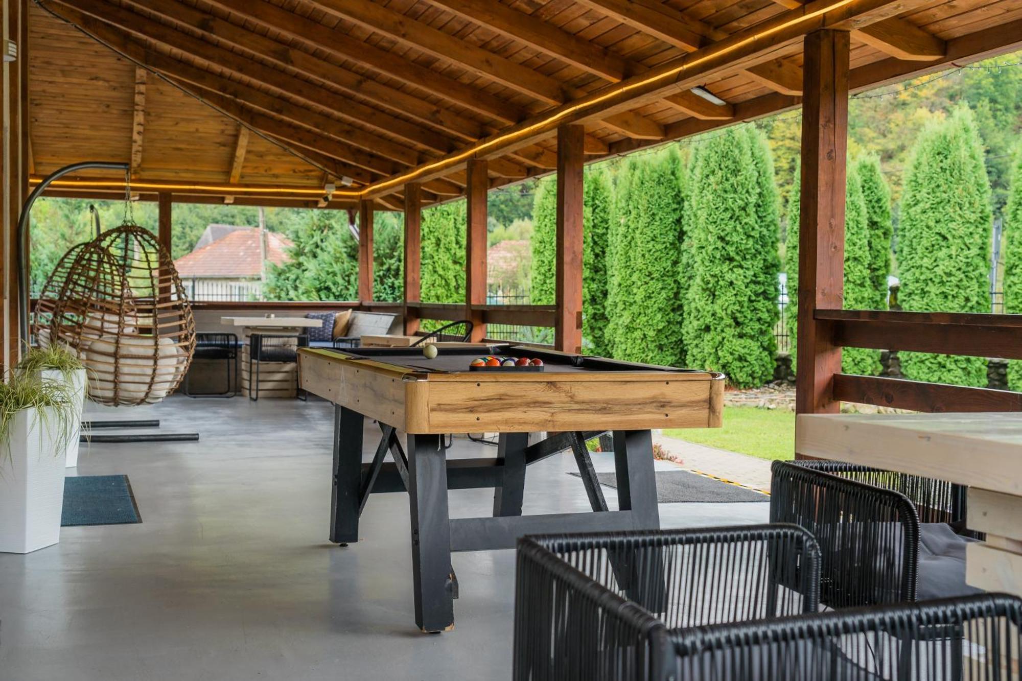 Montana 219 Hotel Valea Drăganului Екстериор снимка